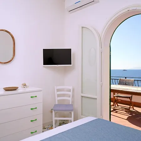 House Dream On The Sea